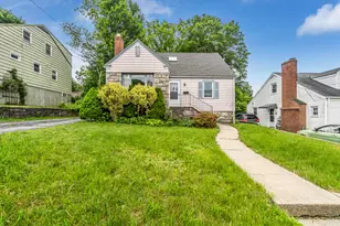 214 Thames St, New London, CT 06320 - Photo 1