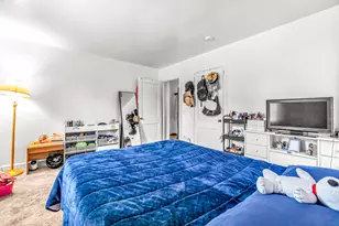 214 Thames St, New London, CT 06320 - Photo 16