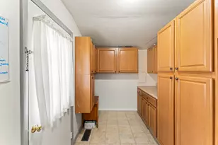 64 Greenwich Way, Milford, CT 06460 - Photo 14