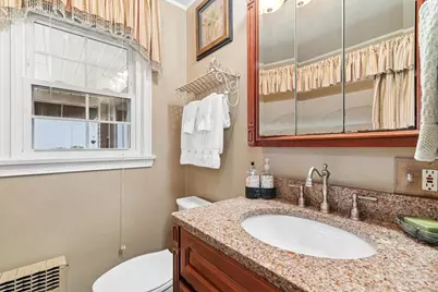 186 Hubbell Avenue, Waterbury, CT 06708 - Photo 12