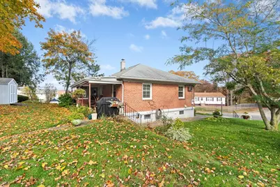 186 Hubbell Avenue, Waterbury, CT 06708 - Photo 18