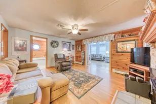 51 Devaux Rd, Torrington, CT 06790 - Photo 4