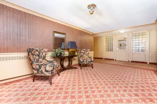 869 Farmington Ave, West Hartford, CT 06119 - Photo 2