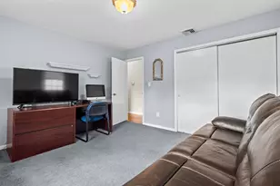 16 Katy Ln, Norwalk, CT 06851 - Photo 18