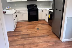 68 Colchester Cmns, Colchester, CT 06415 - Photo 4