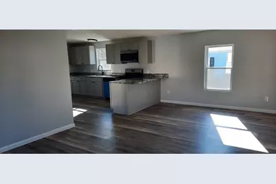 28 Circle Drive, Windham, CT 06256 - Photo 4