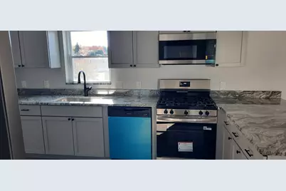 28 Circle Drive, Windham, CT 06256 - Photo 6