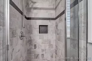 289 Agawam Dr, Stratford, CT 06614 - Photo 34