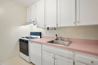 8 Quarry Corner #8, Ridgefield, CT 06877 - Photo 10