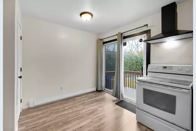 220 Blakeslee Street #220, Bristol, CT 06010 - Photo 8