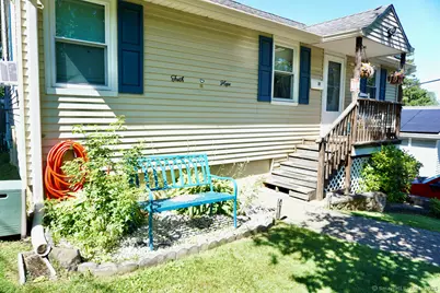33 Colt Street, New Britain, CT 06052 - Photo 2