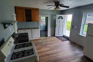 144 Pleasant St, New Britain, CT 06051 - Photo 28