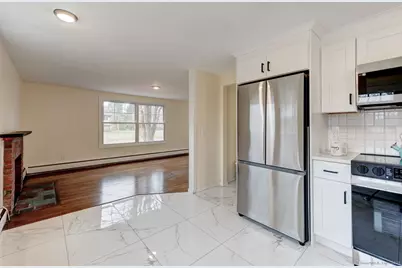 52 North Road, East Granby, CT 06026 - Photo 6