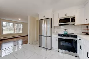 52 N Rd, East Granby, CT 06026 - Photo 10