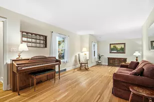 515 Wilcoxson Ave, Stratford, CT 06614 - Photo 6