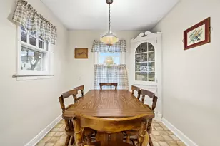 515 Wilcoxson Ave, Stratford, CT 06614 - Photo 8