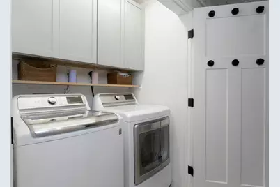 7 Tommys Lane, Norwalk, CT 06850 - Photo 24