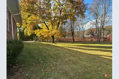 43 Margaret Circle, Naugatuck, CT 06770 - Photo 34