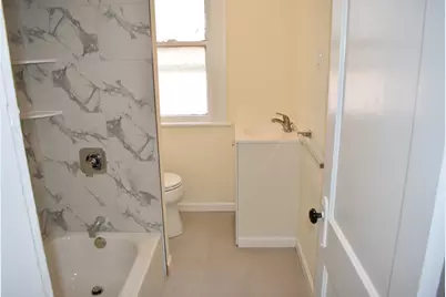 47 Gem Avenue, Bridgeport, CT 06606 - Photo 14