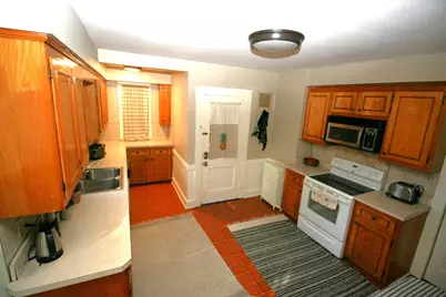 5 Oakland Street, Bristol, CT 06010 - Photo 14