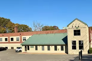 25 Brook St, Shelton, CT 06484 - Photo 1