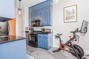 47 Lafayette Pl, Greenwich, CT 06830 - Photo 10