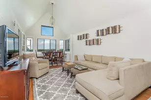 47 Lafayette Pl, Greenwich, CT 06830 - Photo 6