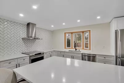 252 Woodmont Drive, East Hartford, CT 06118 - Photo 10