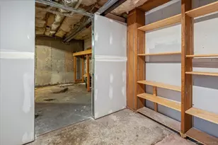 66 Wilton Crest, Wilton, CT 06897 - Photo 20