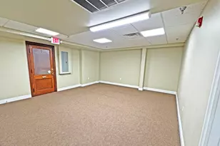 17 Elizabeth St, Derby, CT 06418 - Photo 4