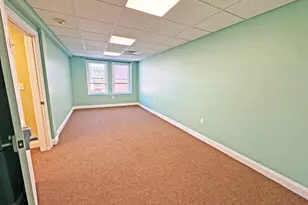 17 Elizabeth St, Derby, CT 06418 - Photo 8