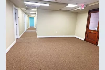 17 Elizabeth Street #E-4, Derby, CT 06418 - Photo 6