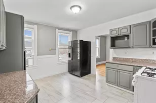 20 Violet St, Waterbury, CT 06704 - Photo 6