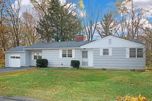 106 Glenwood Rd, Clinton, CT 06413 - Photo 6