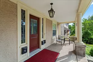 809 Edgewood Ave, New Haven, CT 06515 - Photo 4