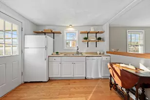50 Acadia St, West Hartford, CT 06119 - Photo 8