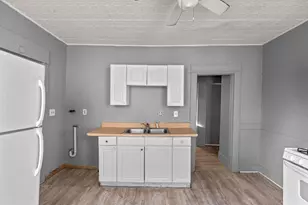 127 Pearl St, Waterbury, CT 06704 - Photo 26