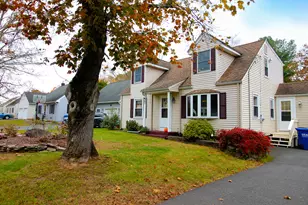 63 Maple Ridge Dr, Somers, CT 06071 - Photo 2