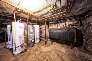 62 Poplar St, Waterbury, CT 06708 - Photo 20