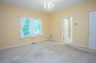 14 Brettonwood Dr, Simsbury, CT 06070 - Photo 30