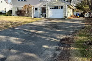 33 Assisi Way, Norwalk, CT 06851 - Photo 2