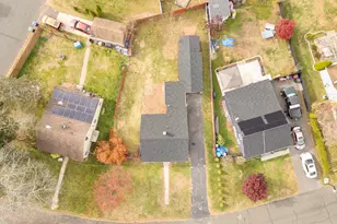 16 Greenway Pl, Meriden, CT 06451 - Photo 18