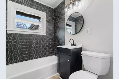 16 Greenway Place, Meriden, CT 06451 - Photo 8