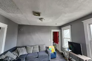 127 Lounsbury St, Waterbury, CT 06706 - Photo 28