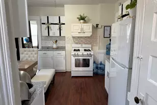 127 Lounsbury St, Waterbury, CT 06706 - Photo 6