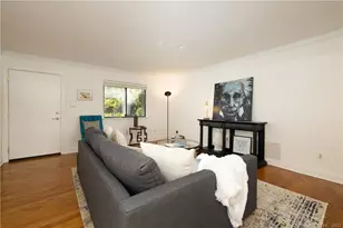 2289 Bedford St, Stamford, CT 06905 - Photo 4