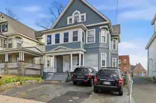 4 Deerfield Ave, Hartford, CT 06112 - Photo 2