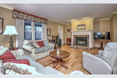 13 Shadow Wood Circle #13, Monroe, CT 06468 - Photo 8