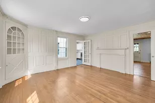 1070 Enfield St, Enfield, CT 06082 - Photo 8