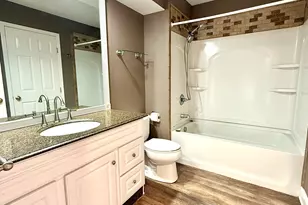 27 Country Walk, Shelton, CT 06484 - Photo 14